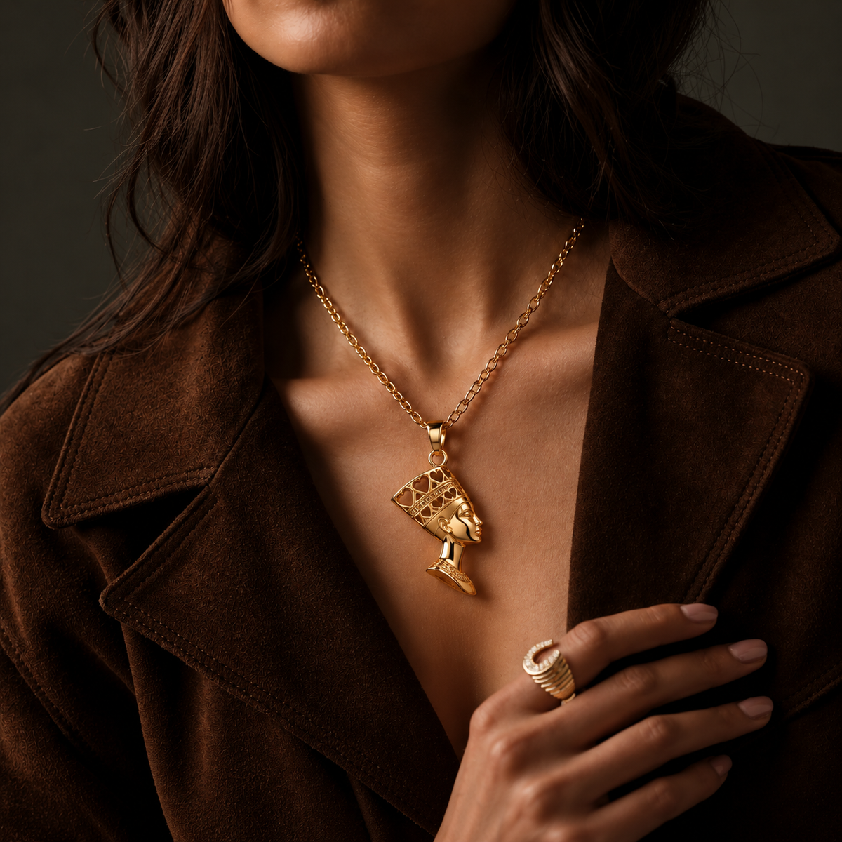 Collar Nefertiti